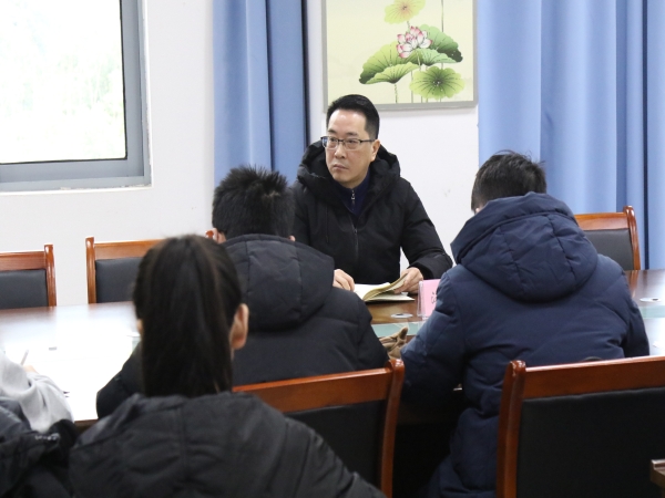 1609288475164090205.jpg 7I1A2004.jpg