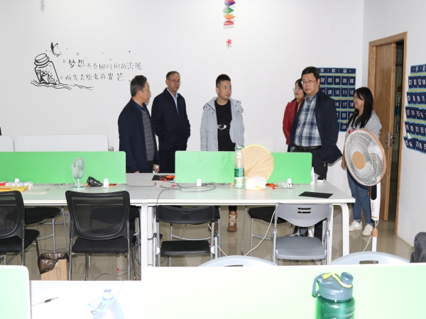 1635731421272037226.jpg 7I1A3572.jpg