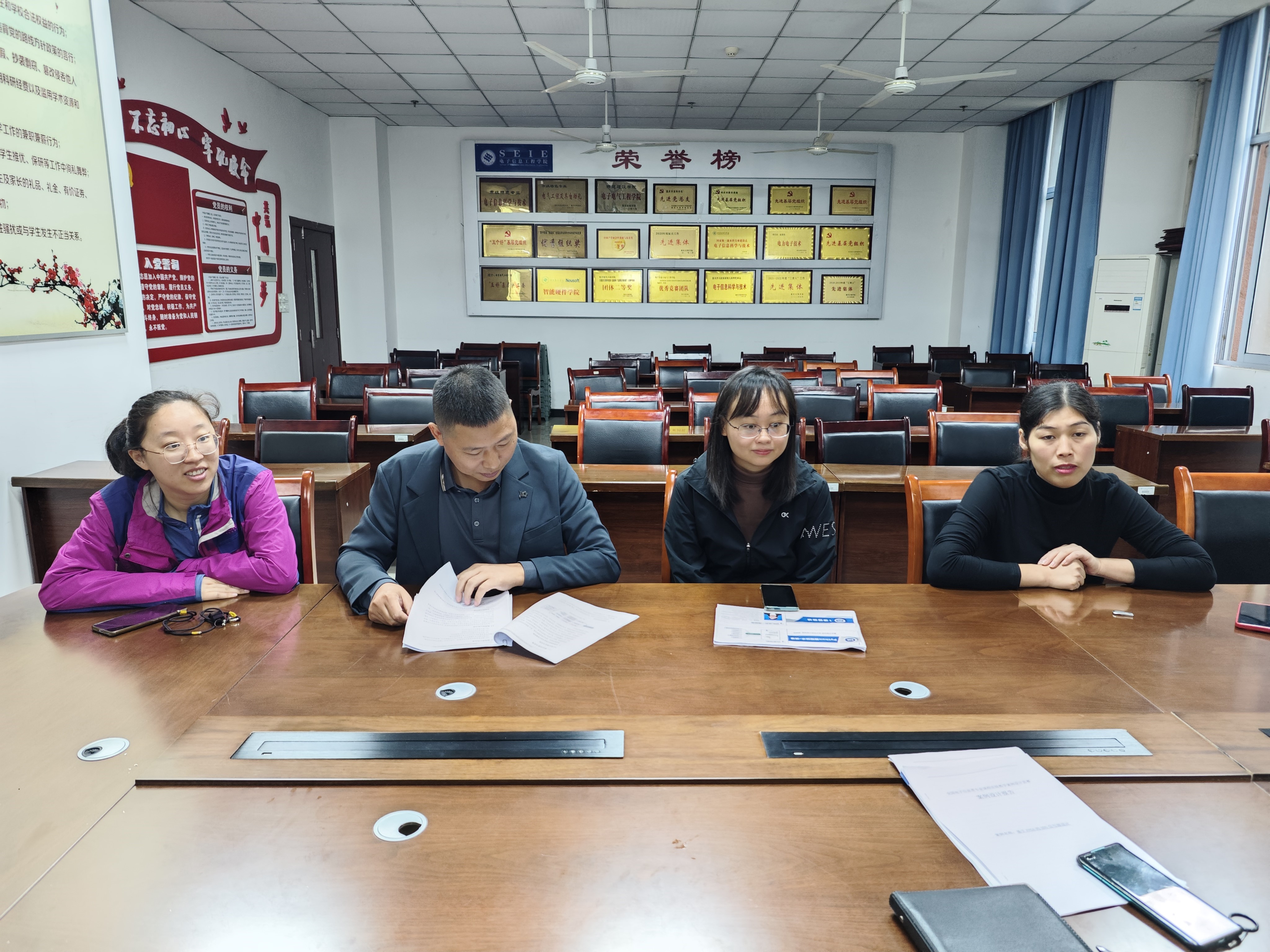 FDej_1728616336819068539.jpg FDej_1728616336819068539.jpg